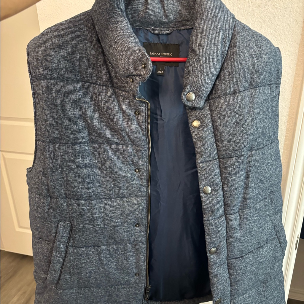 Banana Republic Men's Denim Color Puffer Vest Jacket Sweater